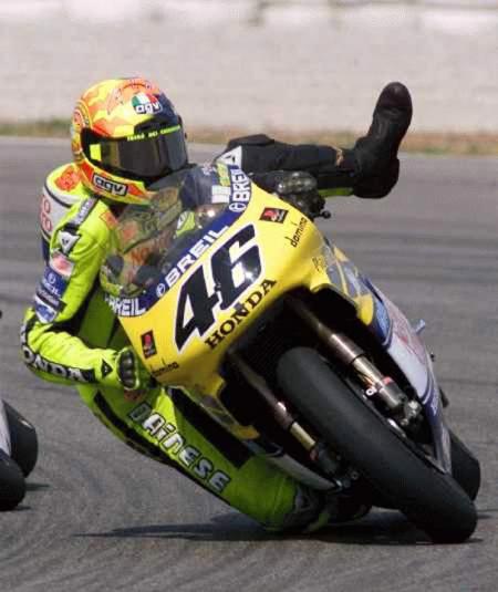 Ki ém valentino rossi me le di sur comentér